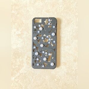 Black iPhone 5 Case With Flowers and White Pearls Cover